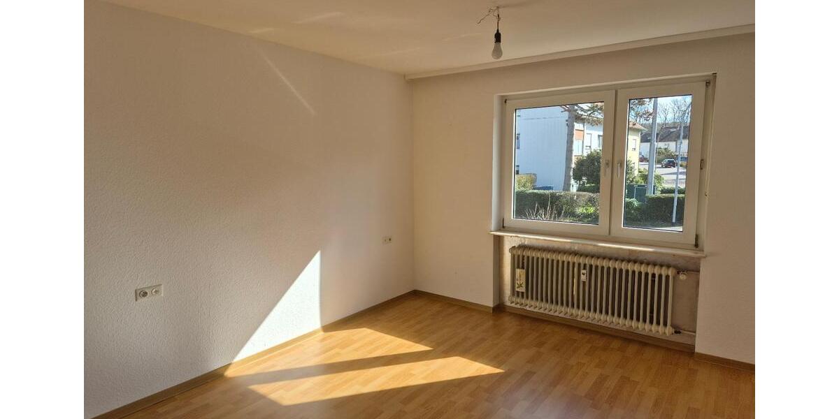 Etagenwohnung Saarbrücken West - 3 Zimmer, 70 m&sup2;, 600&euro; | Angebot:25294828