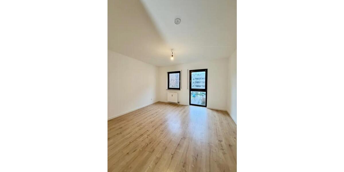 Frisch renovierte 3,5-Zimmer-Wohnung mit Balkon & top-Schnitt 3.5 zimmer