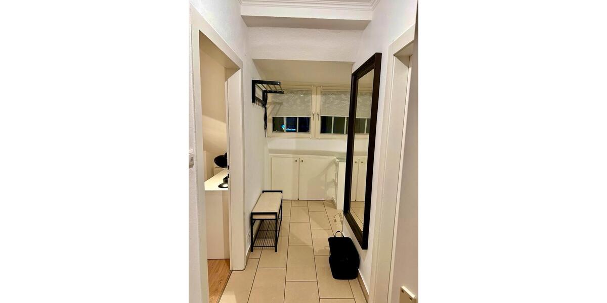 Dachgeschoßwohnung Köln Nippes - 2 Zimmer, 55 m&sup2;, 1.330&euro; | Angebot:25239858