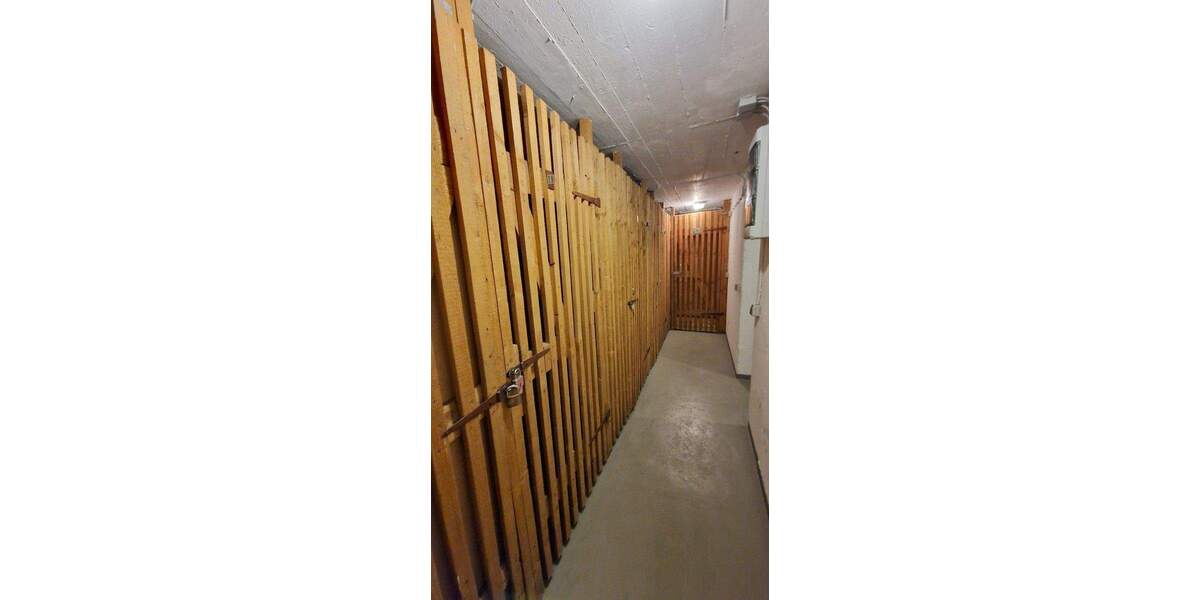 Komfortables Wohnen: Balkon, Tiefgarage, Pool & Sauna in Duisburg 3 zimmer