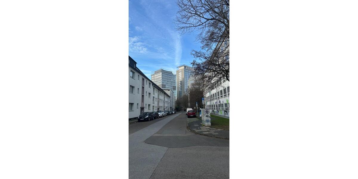 Möbliertes, bezugsfertiges WG-Zimmer mit Reinigungsservice 3 zimmer