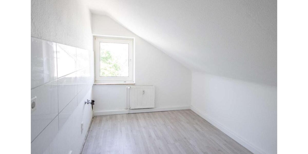 Dachgeschoßwohnung Gelsenkirchen Gelsenkirchen-Nord - 2 Zimmer, 55 m&sup2;, 375&euro; | Angebot:26384130
