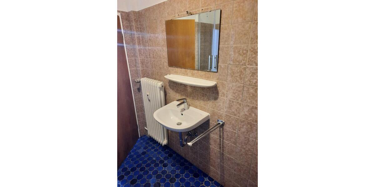 Erdgeschoßwohnung Offenbach am Main Bieber - 3 Zimmer, 94 m&sup2;, 1.000&euro; | Angebot:26039336