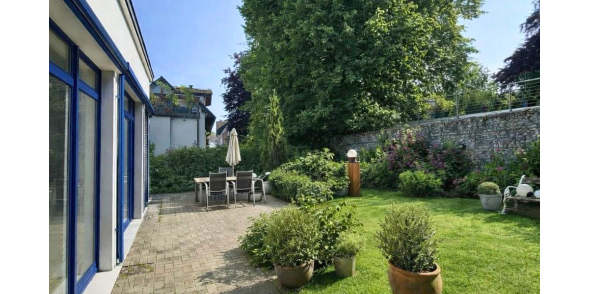 Doppelhaushälfte Neuenrade - 6 Zimmer, 140 m&sup2;, 985&euro; | Angebot:24700037