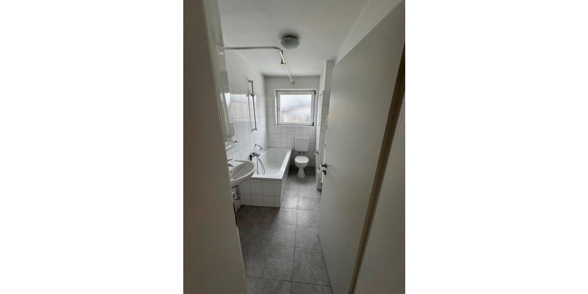 Etagenwohnung Rosenheim Innenstadt - 2 Zimmer, 48 m&sup2;, 1.190&euro; | Angebot:26287004