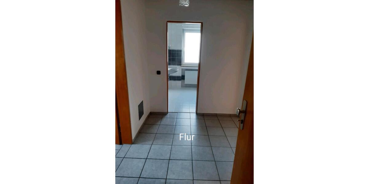 Dachgeschoßwohnung Straubing - 2 Zimmer, 57 m&sup2;, 540&euro; | Angebot:25159600