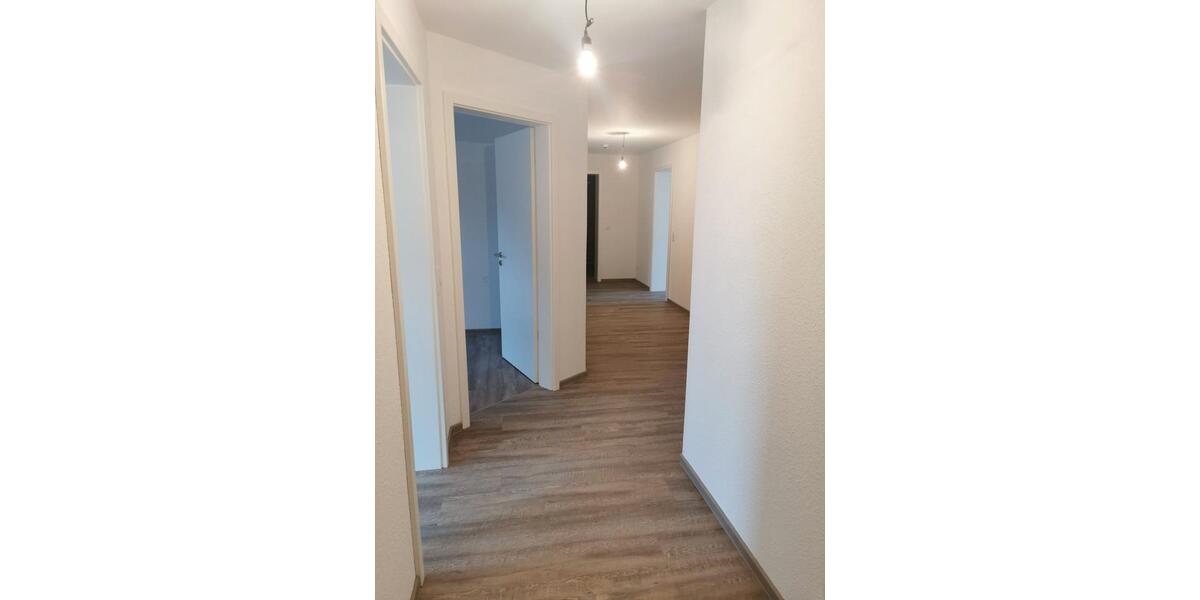 Etagenwohnung Halberstadt - 4 Zimmer, 125 m&sup2;, 1.165&euro; | Angebot:26165223