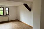 Dachgeschoßwohnung Lohfelden - 4 Zimmer, 93 m&sup2;, 930&euro; | Angebot:26663716