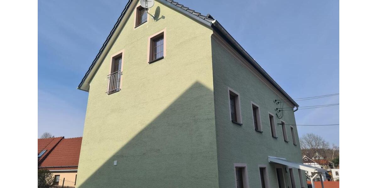 Dachgeschoßwohnung Sebnitz - 4 Zimmer, 87 m&sup2;, 599&euro; | Angebot:25873354