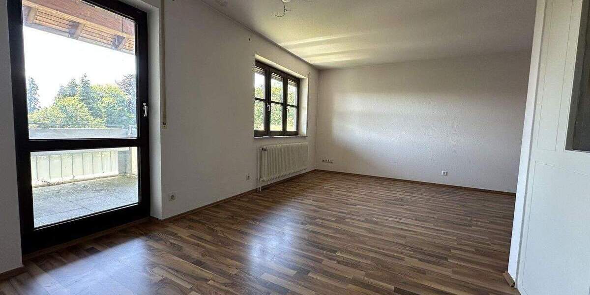 Charmante 2,5 Zimmer Wohnung in begehrter Wohnlage inkl. Küche, Balkon und TG-Stellplatz 2 zimmer