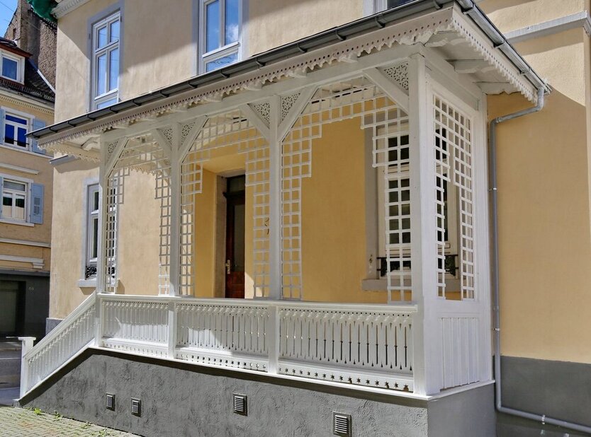 Zauberhafte, kernsanierte Altbauwohnung in Innenstadtlage 4 zimmer