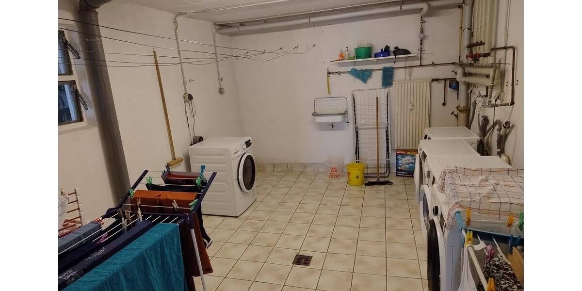 Dachgeschoßwohnung Irmenach - 3 Zimmer, 96 m&sup2;, 500&euro; | Angebot:25873815