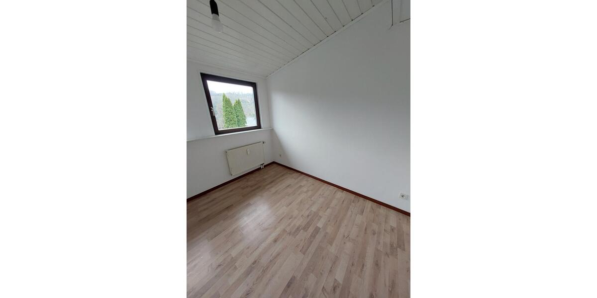 Dachgeschoßwohnung Gummersbach Hepel - 2 Zimmer, 57 m&sup2;, 456&euro; | Angebot:25168555