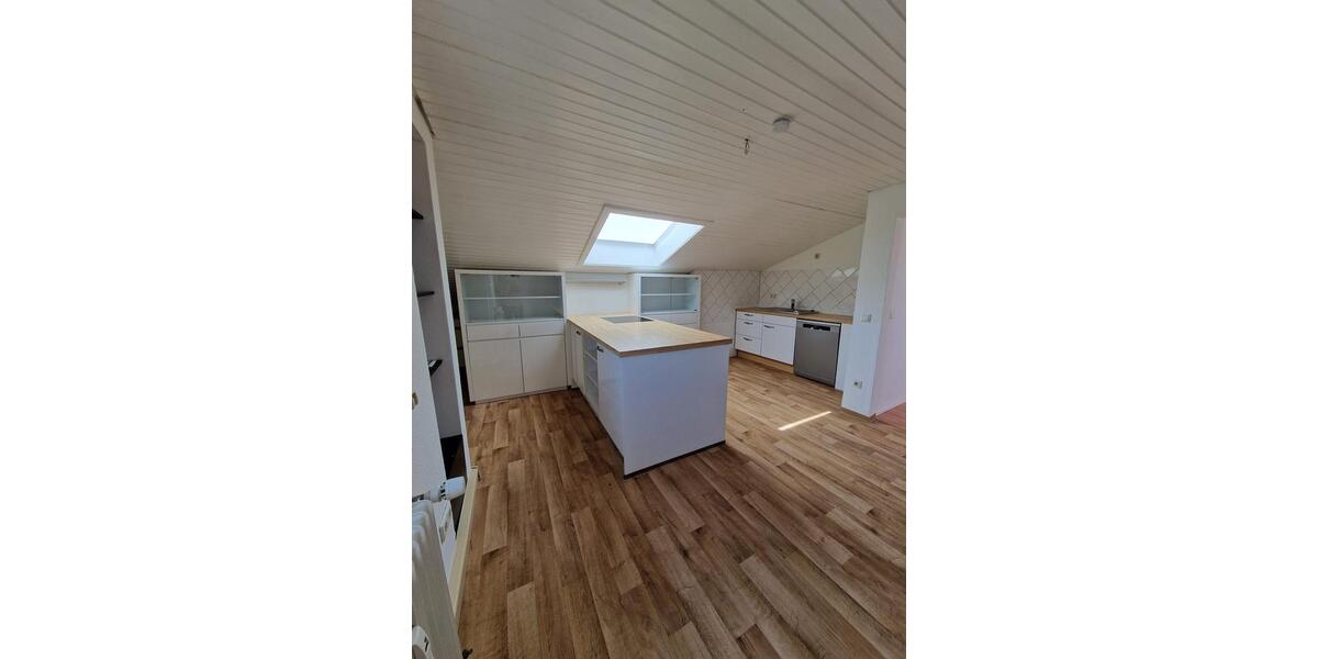 Dachgeschoßwohnung Steinheim am Albuch - 2.5 Zimmer, 65 m&sup2;, 675&euro; | Angebot:25592101