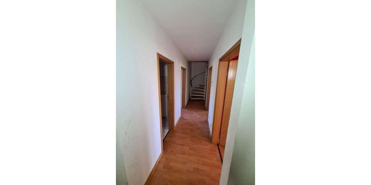 Etagenwohnung Stendal OT Uchtspringe Uchtspringe - 3 Zimmer, 77 m&sup2;, 386&euro; | Angebot:25257170