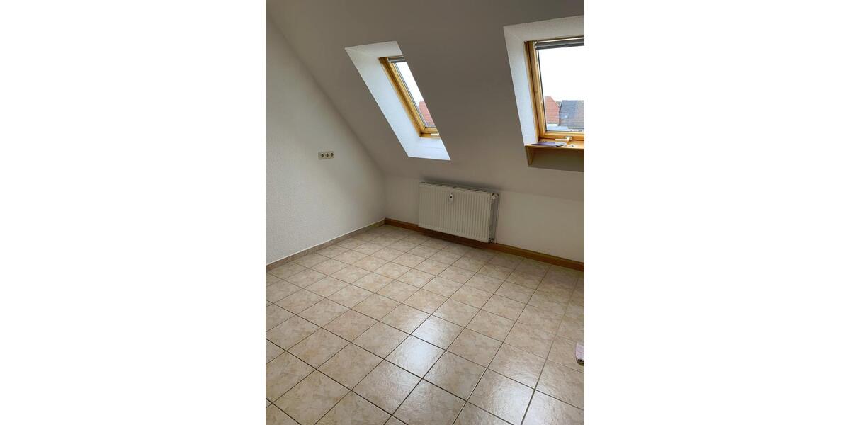 Dachgeschoßwohnung Jüterbog - 3 Zimmer, 79 m&sup2;, 515&euro; | Angebot:25430308