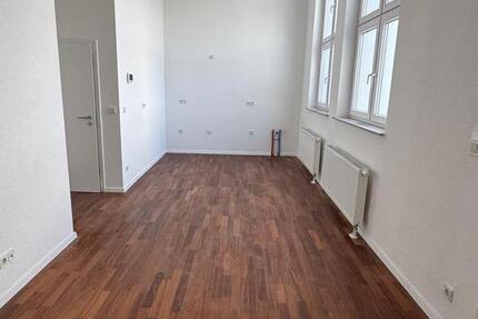 Wohnung Saarbrücken - 3 Zimmer, 76 m&sup2;, 1.100&euro; | Angebot:26351506