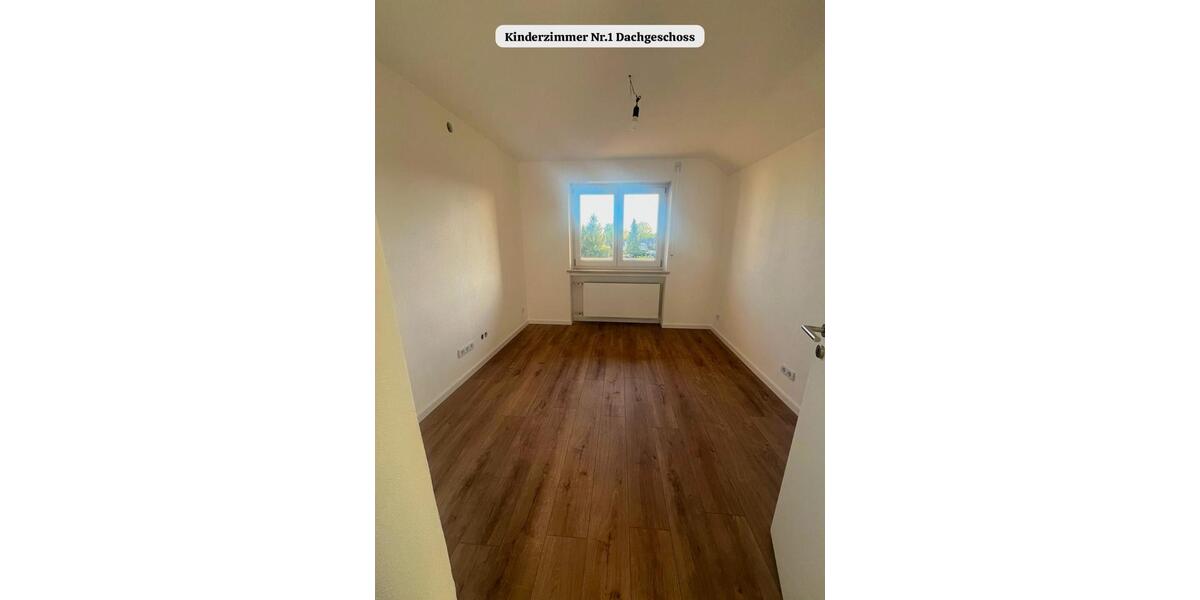 Dachgeschoßwohnung Straubing - 4 Zimmer, 95 m&sup2;, 1.045&euro; | Angebot:26459615