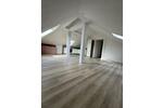 Neuwertige 4 Zimmer Dachgeschosswohnung 4 zimmer