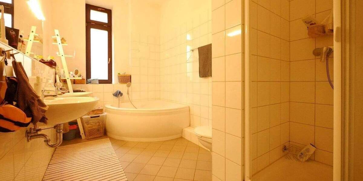 Etagenwohnung Weimar Westvorstadt - 2 Zimmer, 70 m&sup2;, 640&euro; | Angebot:26933571