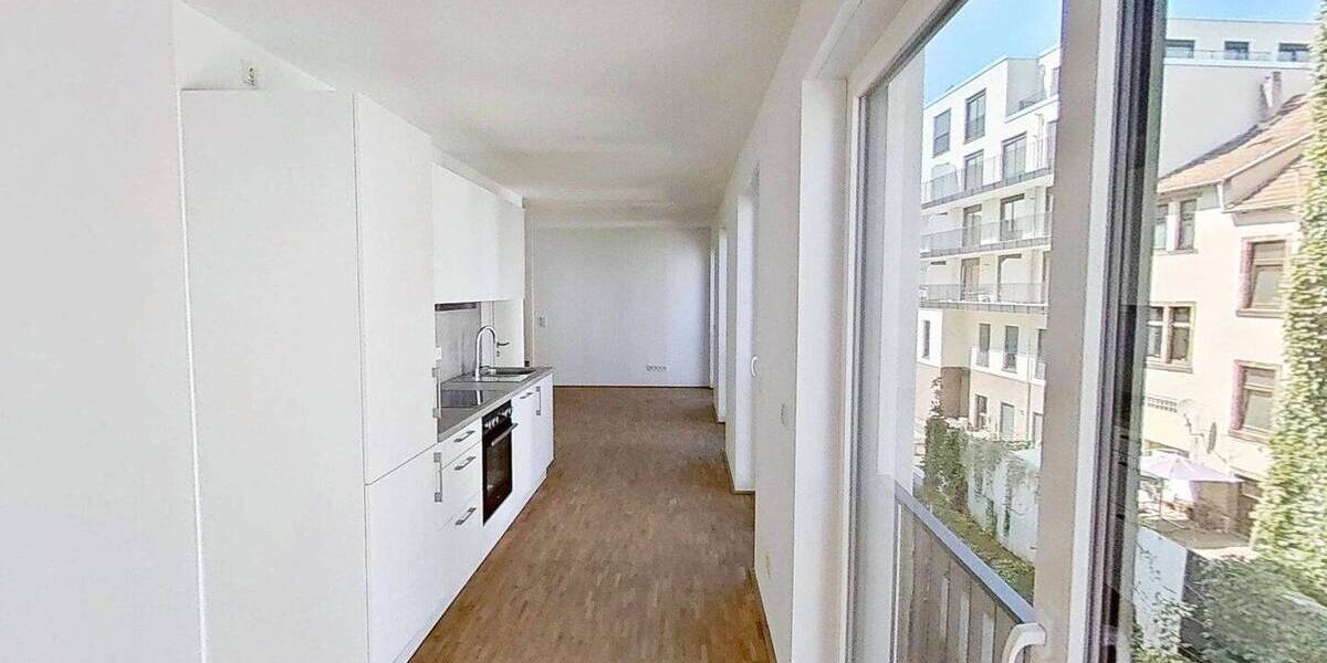 Etagenwohnung Saarbrücken St Johann - 2 Zimmer, 65 m&sup2;, 975&euro; | Angebot:26797795
