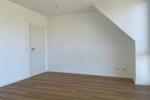 Dachgeschoßwohnung Tessin - 3 Zimmer, 71 m&sup2;, 600&euro; | Angebot:26420494