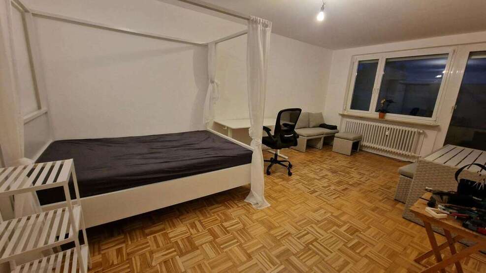 WG-Zimmer in Stuttgart 850 € 20 m² zimmer