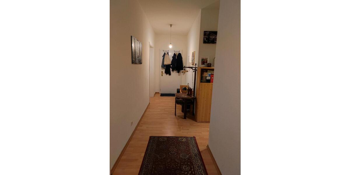 Schönes, großes WG-Zimmer in Zentrumsnähe 22 zimmer