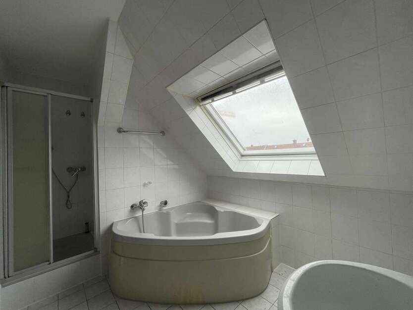 Moderne 3 Raumwohnung im Dachgeschoss sucht Liebhaber! 3 zimmer
