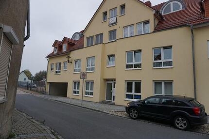 Wohnung Bad Lauchstädt - 2 Zimmer, 72 m&sup2;, 490&euro; | Angebot:26211980
