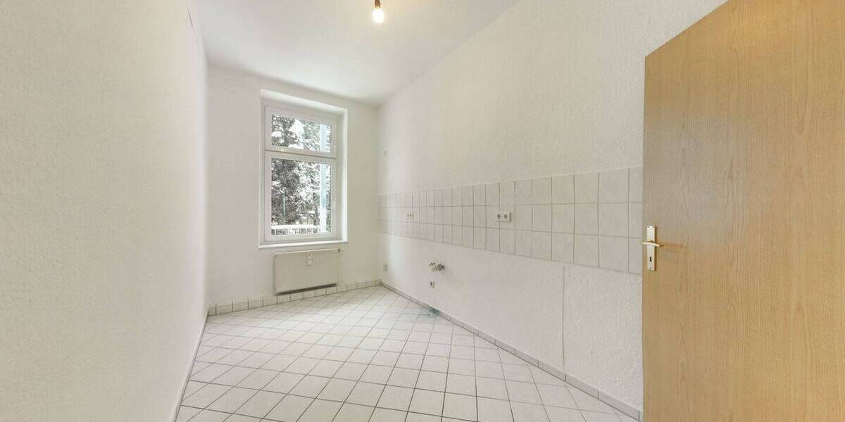 Etagenwohnung Magdeburg Stadtfeld Ost - 3 Zimmer, 92 m&sup2;, 750&euro; | Angebot:26798650