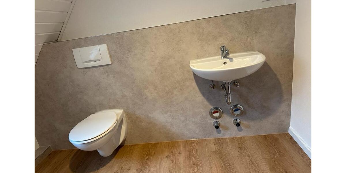 Dachgeschoßwohnung Ilshofen - 2.5 Zimmer, 72 m&sup2;, 790&euro; | Angebot:26014524