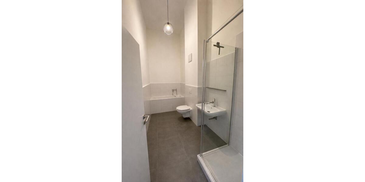Dachgeschoßwohnung Freital - 4 Zimmer, 91 m&sup2;, 1.420&euro; | Angebot:26086293