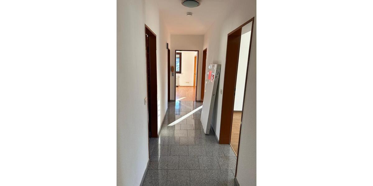 Große sonnige 4-Zimmer Wohnung in Bevern 4 zimmer