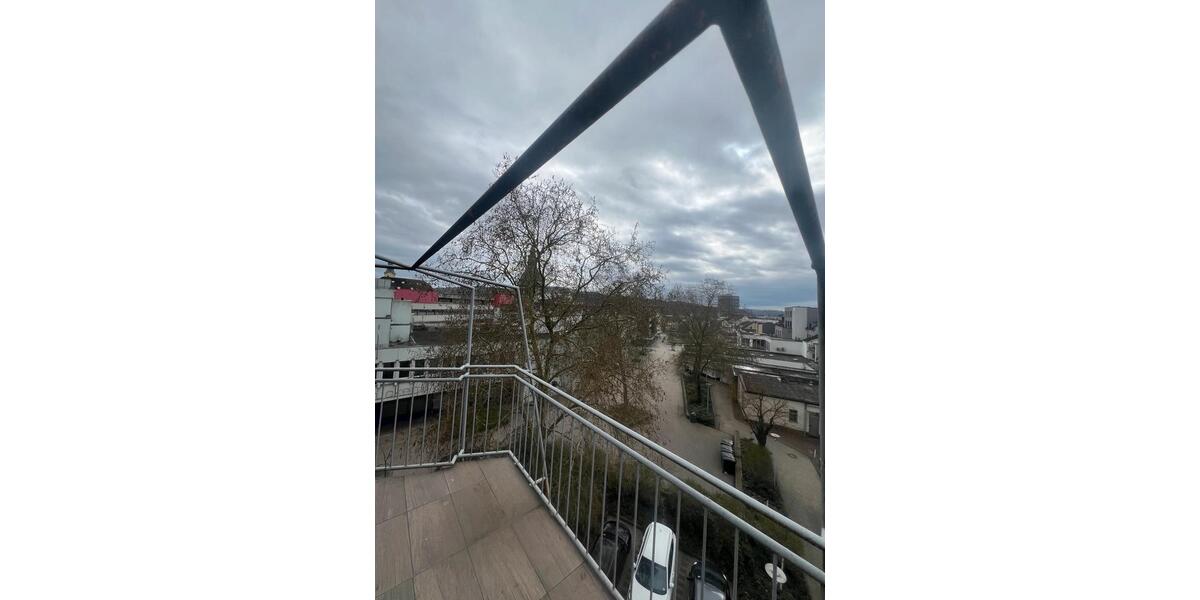 Dachgeschoßwohnung Völklingen - 3 Zimmer, 110 m&sup2;, 950&euro; | Angebot:25589315