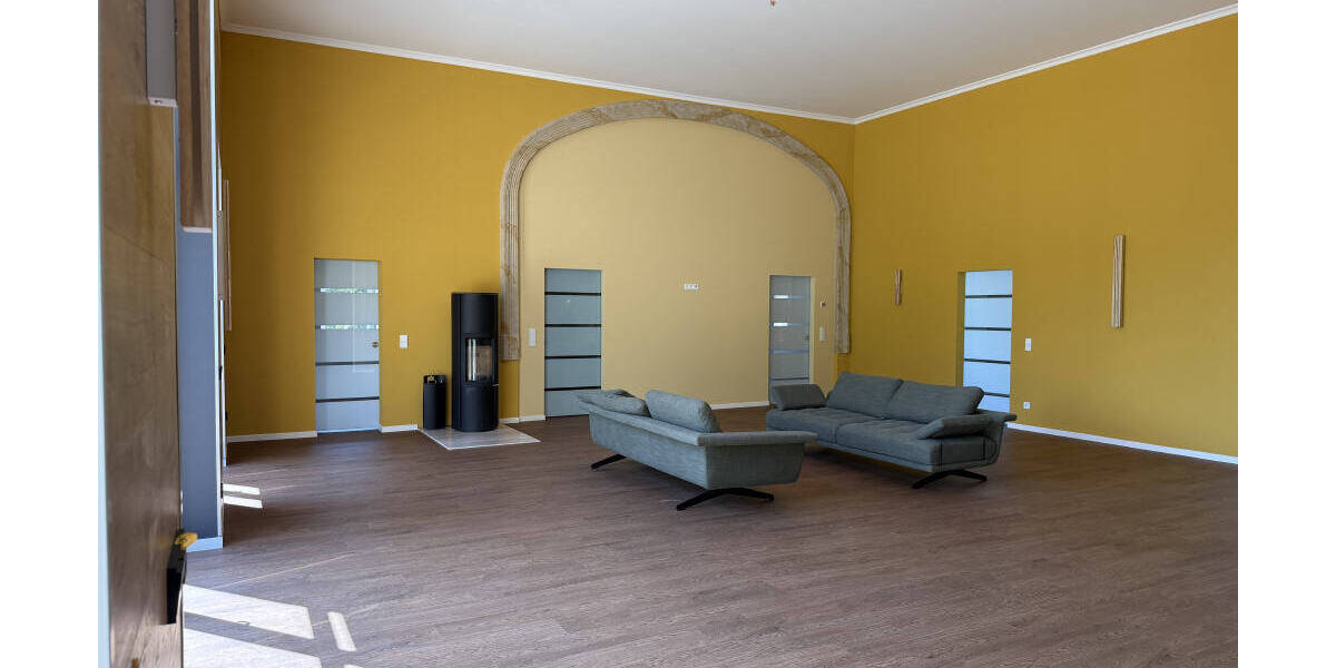 Etagenwohnung Diesbar-Seußlitz Seußlitz - 5 Zimmer, 265 m&sup2;, 2.050&euro; | Angebot:25691485