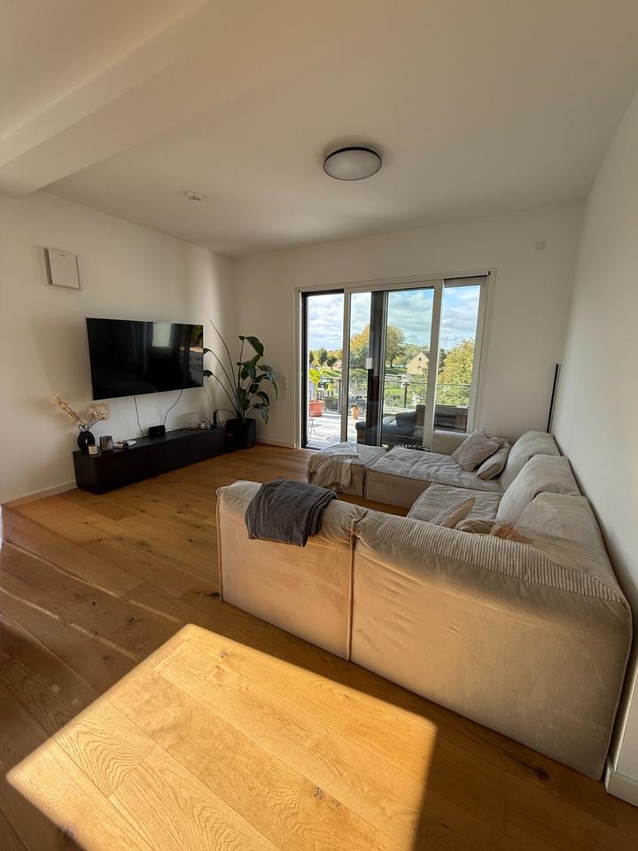 Exklusive 2 Zimmer Penthousewohnung mit Dachterrasse & Elbblick zimmer