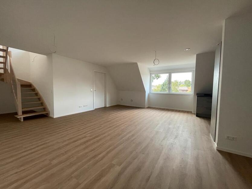 Wohnen im Neubau: Helle Maisonette mit 3 Zimmern und 2 Bädern