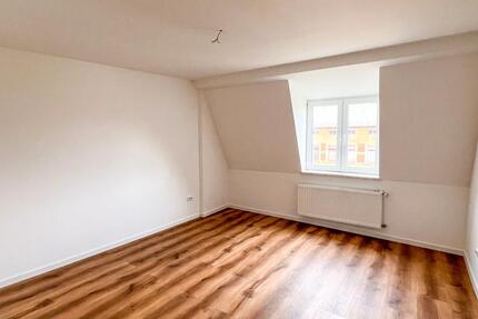 Wohnung Gera Alt-Bieblach - 3 Zimmer, 65 m&sup2;, 370&euro; | Angebot:25143810