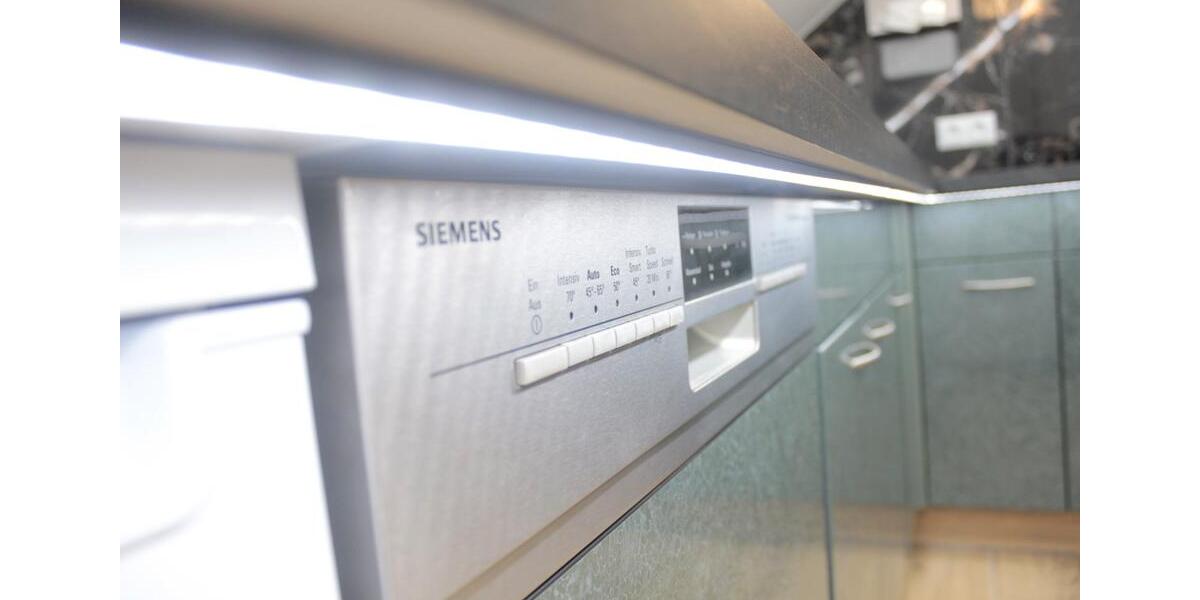 Dachgeschoßwohnung Püttlingen - 3 Zimmer, 106 m&sup2;, 780&euro; | Angebot:26251844