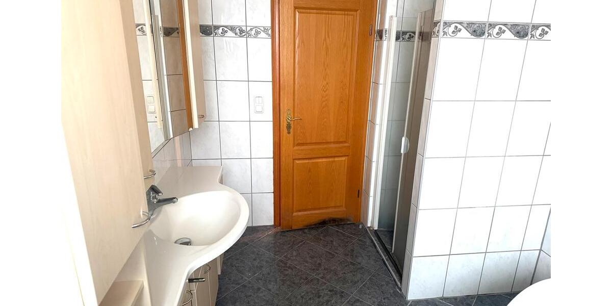 Erdgeschoßwohnung Wolfsburg Almke - 4 Zimmer, 110 m&sup2;, 800&euro; | Angebot:24793538
