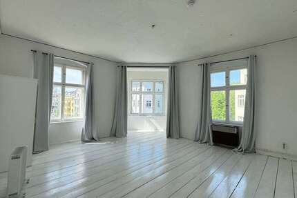 Wohnung zum Mieten in Berlin 1.642,16 € 126.32 m² 3 zimmer