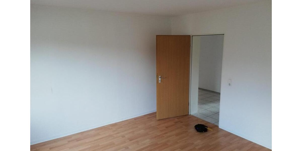 Erdgeschoßwohnung Dierdorf - 4 Zimmer, 120 m&sup2;, 960&euro; | Angebot:25755107