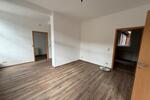 Hochparterre Saalfeld (Saale) - 2 Zimmer, 52 m&sup2;, 250&euro; | Angebot:25922471