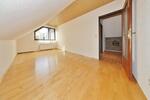 Doppelhaushälfte Wilhelmshaven Aldenburg - 5 Zimmer, 141 m&sup2;, 1.100&euro; | Angebot:26661195