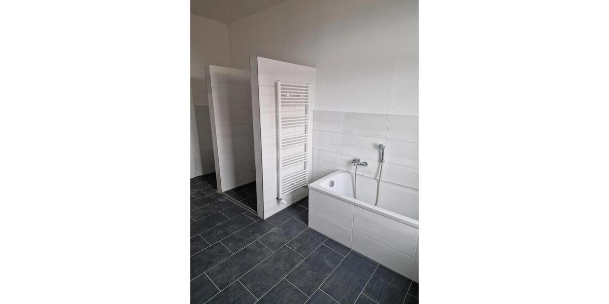 Etagenwohnung Wernigerode - 4 Zimmer, 144 m&sup2;, 850&euro; | Angebot:25866590