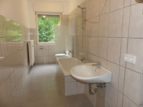 Großzügige 2-Zimmer-Mietwohnung in 97450 Arnstein, 22 Minuten bis Wüzrburg (ID 1301)