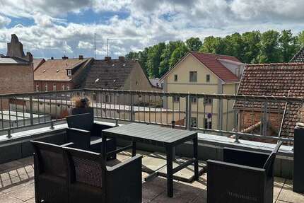 Wohnung Plau am See - 3 Zimmer, 75 m&sup2;, 588&euro; | Angebot:26626418