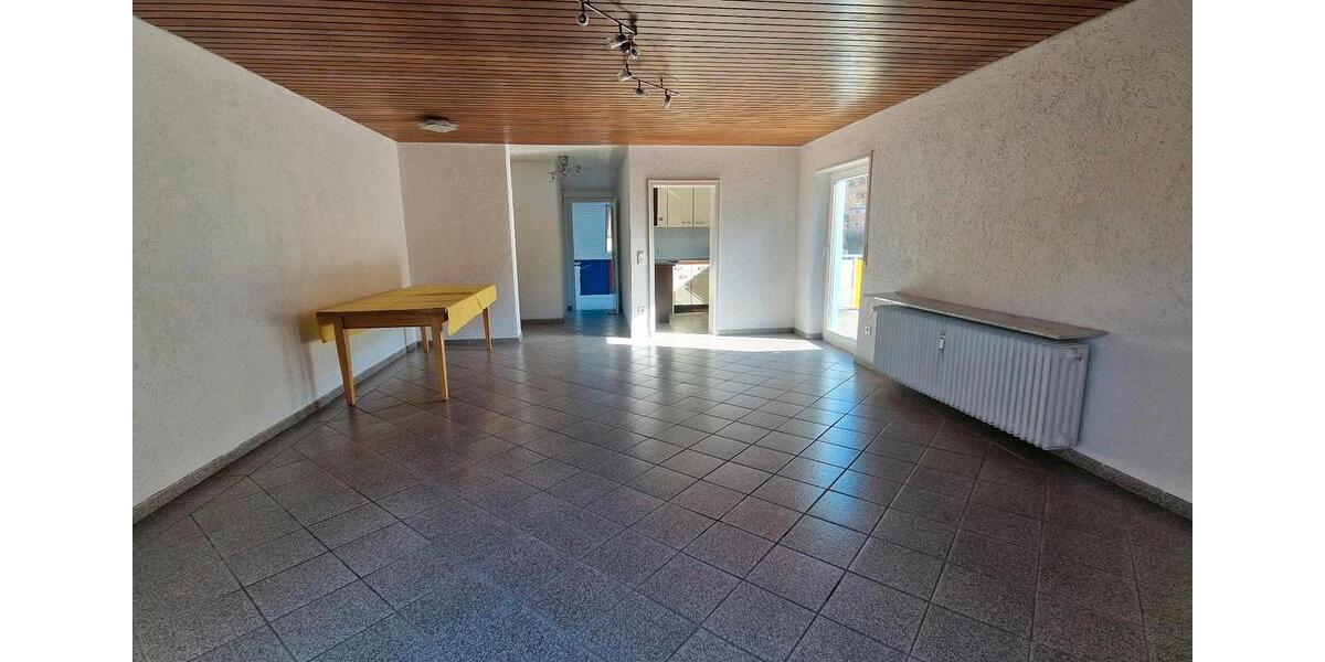 Dachgeschoßwohnung Bad Dürkheim - 2 Zimmer, 61 m&sup2;, 800&euro; | Angebot:26705184