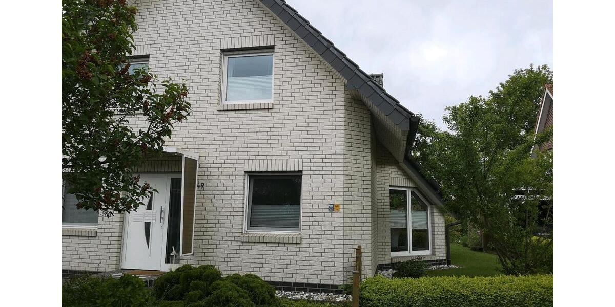 Einfamilienhaus Lotte - 4 Zimmer, 130 m&sup2;, 1.350&euro; | Angebot:26640720